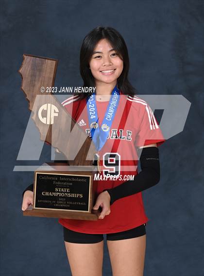 Thumbnail 2 in Marin Academy vs. Glendale (CIF State D4 Final Awards) photogallery.