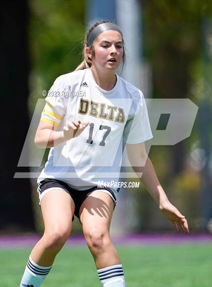 Thumbnail 3 in Delta vs. Cristo Rey (CIF SJS D7 Final) photogallery.