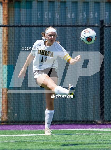 Thumbnail 2 in Delta vs. Cristo Rey (CIF SJS D7 Final) photogallery.
