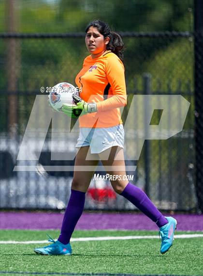 Thumbnail 2 in Delta vs. Cristo Rey (CIF SJS D7 Final) photogallery.