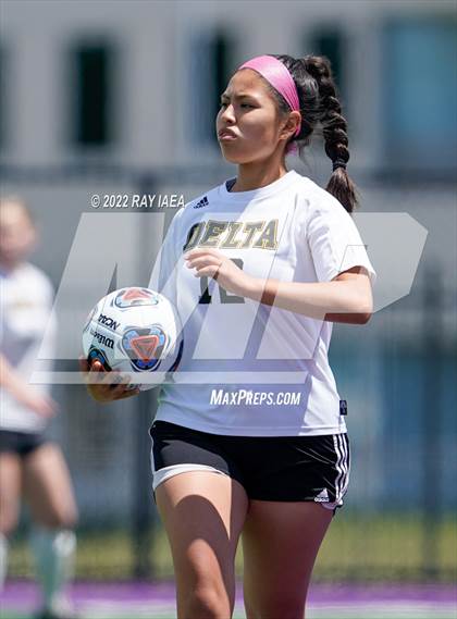 Thumbnail 3 in Delta vs. Cristo Rey (CIF SJS D7 Final) photogallery.