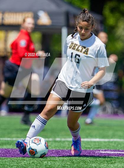Thumbnail 3 in Delta vs. Cristo Rey (CIF SJS D7 Final) photogallery.