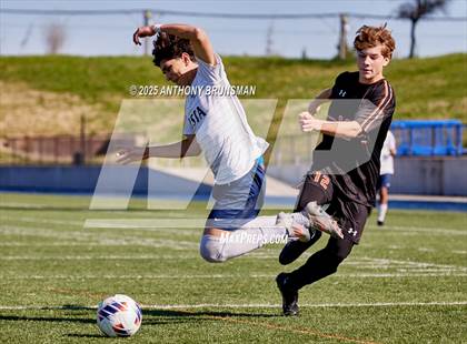 Thumbnail 3 in Vista del Lago vs. Roseville (CIF SJS D3 Final) photogallery.