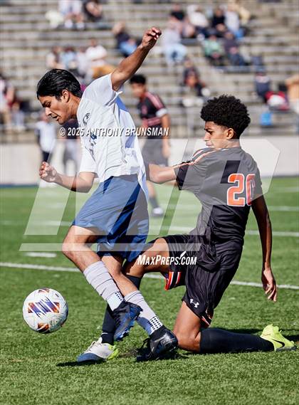 Thumbnail 2 in Vista del Lago vs. Roseville (CIF SJS D3 Final) photogallery.