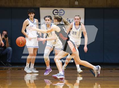 Thumbnail 3 in Keshequa vs Dundee/Bradford photogallery.