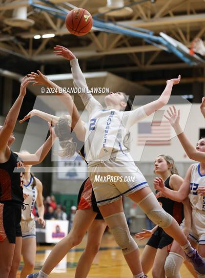 Thumbnail 2 in Keshequa vs Dundee/Bradford photogallery.