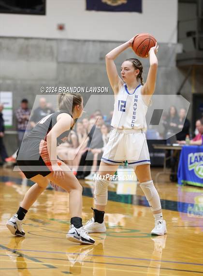 Thumbnail 2 in Keshequa vs Dundee/Bradford photogallery.