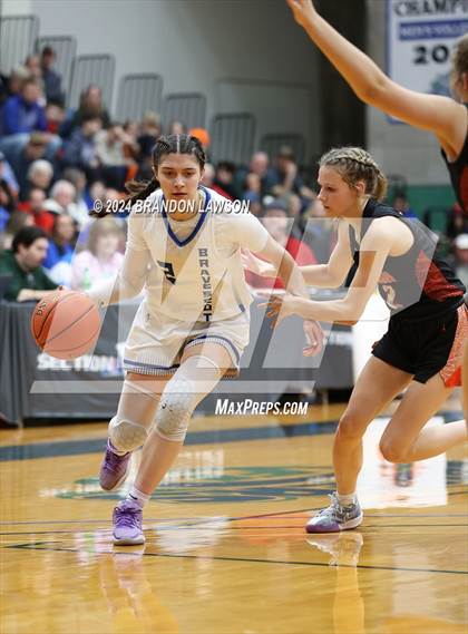 Thumbnail 3 in Keshequa vs Dundee/Bradford photogallery.