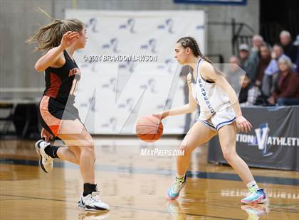 Thumbnail 3 in Keshequa vs Dundee/Bradford photogallery.