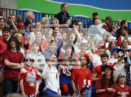 Thumbnail 1 in Keshequa vs Dundee/Bradford photogallery.