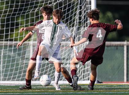 Thumbnail 1 in Raritan @ Matawan photogallery.