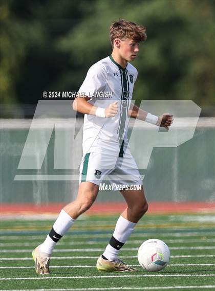 Thumbnail 1 in Raritan @ Matawan photogallery.