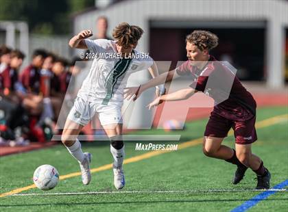 Thumbnail 1 in Raritan @ Matawan photogallery.