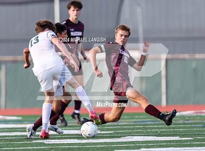 Thumbnail 1 in Raritan @ Matawan photogallery.