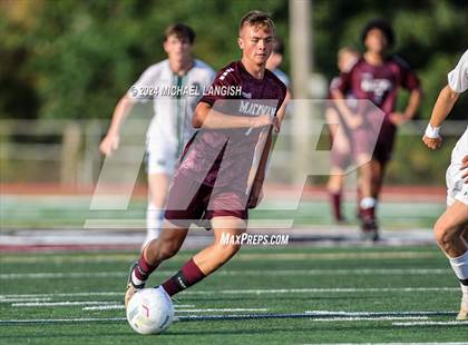 Thumbnail 1 in Raritan @ Matawan photogallery.