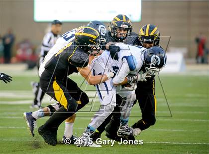 Thumbnail 1 in Del Oro vs Camarillo (CIF State Division 2-AA Final) photogallery.