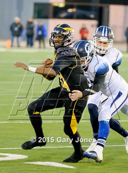 Thumbnail 3 in Del Oro vs Camarillo (CIF State Division 2-AA Final) photogallery.