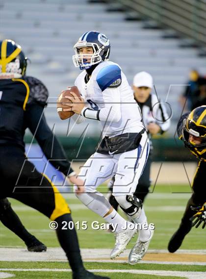 Thumbnail 3 in Del Oro vs Camarillo (CIF State Division 2-AA Final) photogallery.