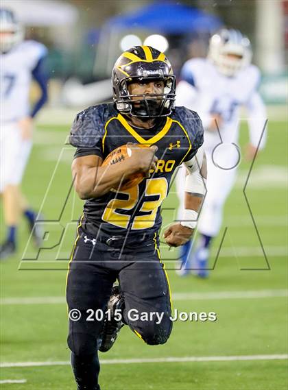 Thumbnail 3 in Del Oro vs Camarillo (CIF State Division 2-AA Final) photogallery.