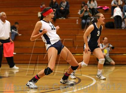 Thumbnail 3 in Pomona Catholic vs. Alverno (CIF SS D5AA Final) photogallery.