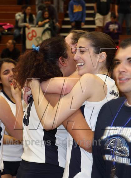 Thumbnail 3 in Pomona Catholic vs. Alverno (CIF SS D5AA Final) photogallery.