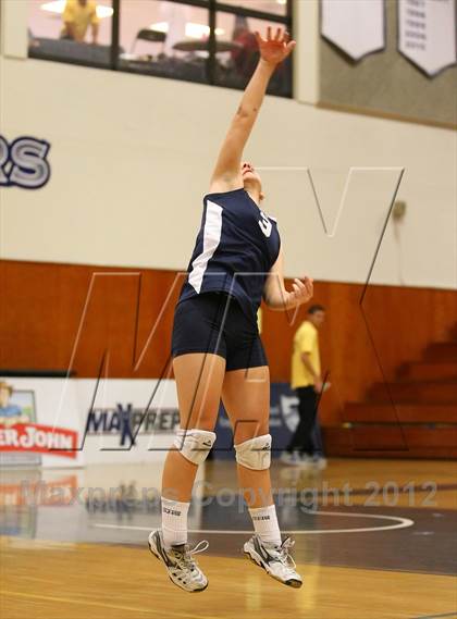 Thumbnail 2 in Pomona Catholic vs. Alverno (CIF SS D5AA Final) photogallery.