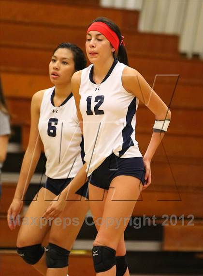 Thumbnail 2 in Pomona Catholic vs. Alverno (CIF SS D5AA Final) photogallery.