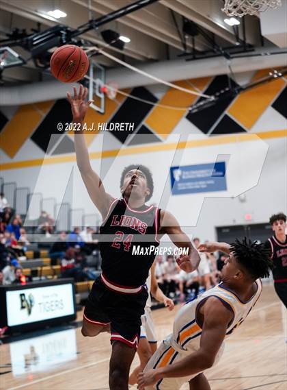 Thumbnail 1 in Olathe South @ Lawrence (Blue Valley Tournament) photogallery.