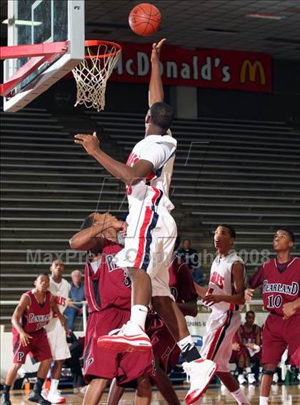 Thumbnail 2 in Pearland vs. Atascocita (McDonald's Texas Invitational) photogallery.
