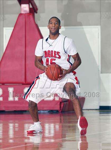 Thumbnail 3 in Pearland vs. Atascocita (McDonald's Texas Invitational) photogallery.