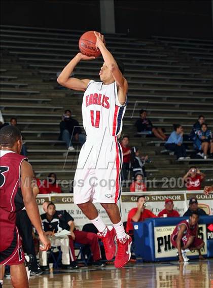 Thumbnail 2 in Pearland vs. Atascocita (McDonald's Texas Invitational) photogallery.