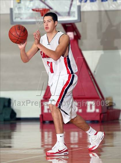Thumbnail 1 in Pearland vs. Atascocita (McDonald's Texas Invitational) photogallery.