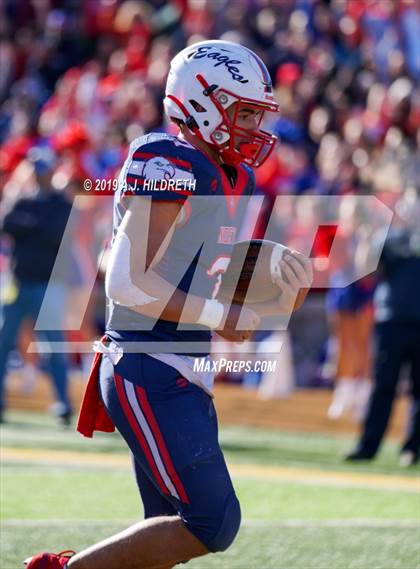 Thumbnail 1 in Olathe North vs. Derby (KSHSAA 6A Final) photogallery.
