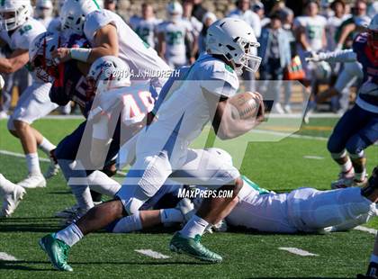 Thumbnail 3 in Olathe North vs. Derby (KSHSAA 6A Final) photogallery.