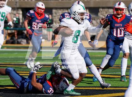 Thumbnail 3 in Olathe North vs. Derby (KSHSAA 6A Final) photogallery.