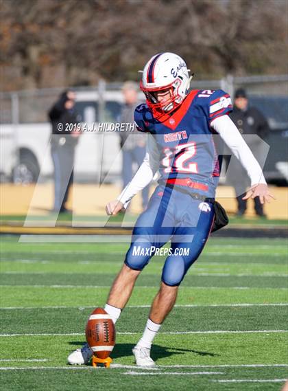 Thumbnail 3 in Olathe North vs. Derby (KSHSAA 6A Final) photogallery.