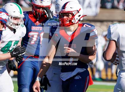 Thumbnail 3 in Olathe North vs. Derby (KSHSAA 6A Final) photogallery.