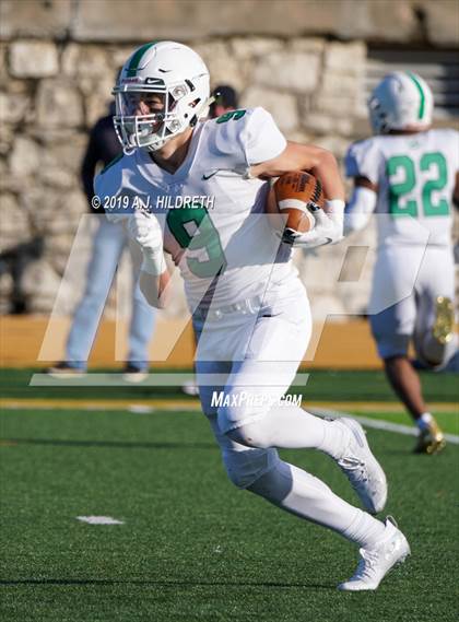 Thumbnail 2 in Olathe North vs. Derby (KSHSAA 6A Final) photogallery.