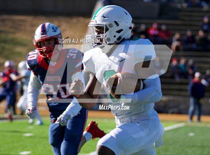 Thumbnail 3 in Olathe North vs. Derby (KSHSAA 6A Final) photogallery.