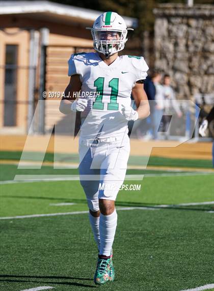 Thumbnail 2 in Olathe North vs. Derby (KSHSAA 6A Final) photogallery.