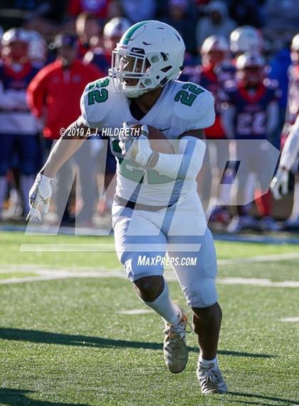 Thumbnail 1 in Olathe North vs. Derby (KSHSAA 6A Final) photogallery.