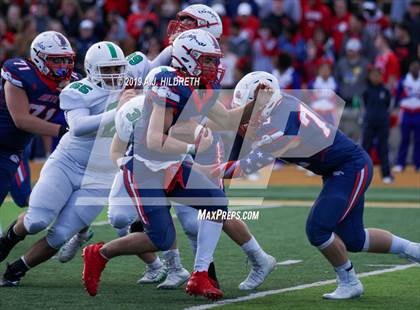 Thumbnail 2 in Olathe North vs. Derby (KSHSAA 6A Final) photogallery.