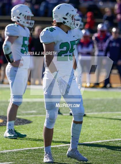 Thumbnail 2 in Olathe North vs. Derby (KSHSAA 6A Final) photogallery.