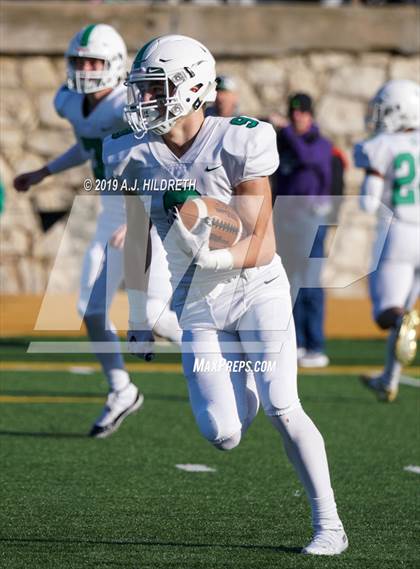 Thumbnail 3 in Olathe North vs. Derby (KSHSAA 6A Final) photogallery.