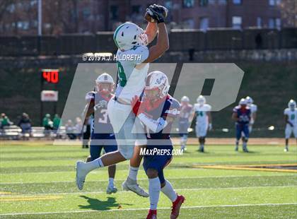 Thumbnail 2 in Olathe North vs. Derby (KSHSAA 6A Final) photogallery.