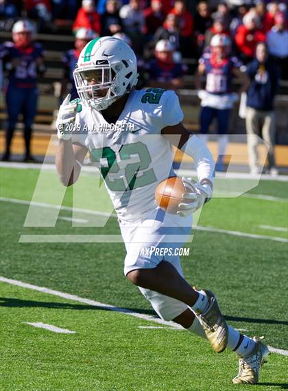 Thumbnail 1 in Olathe North vs. Derby (KSHSAA 6A Final) photogallery.