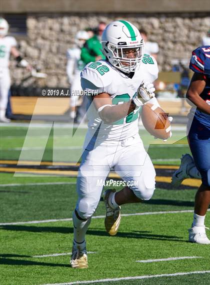 Thumbnail 2 in Olathe North vs. Derby (KSHSAA 6A Final) photogallery.