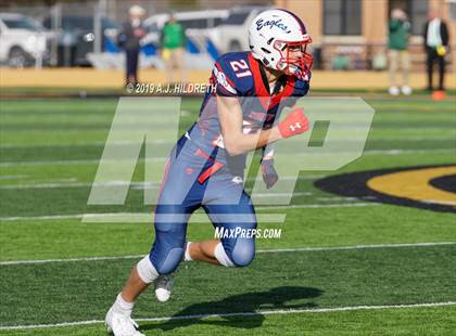 Thumbnail 3 in Olathe North vs. Derby (KSHSAA 6A Final) photogallery.