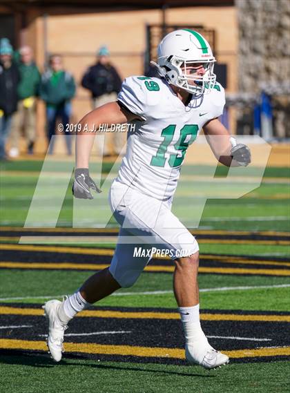 Thumbnail 3 in Olathe North vs. Derby (KSHSAA 6A Final) photogallery.