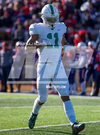 Thumbnail 3 in Olathe North vs. Derby (KSHSAA 6A Final) photogallery.